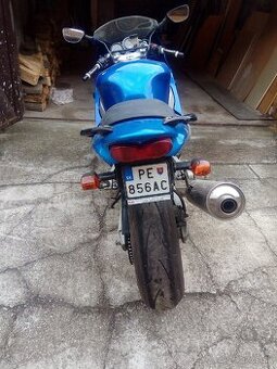 Predám moto Kawasaki zx9r