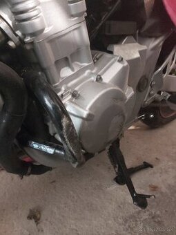 Rozpredam Suzuki GSF650S