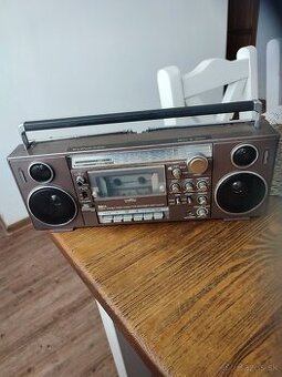 Retro kazetove radio