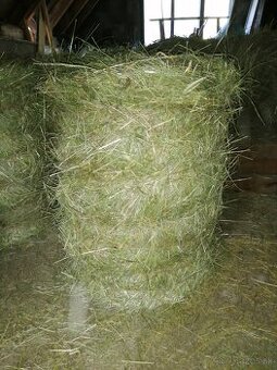 Malé okrúhle balíky