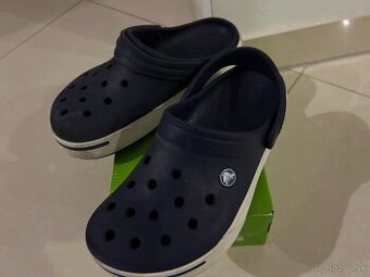 CROCS - 5 - 7