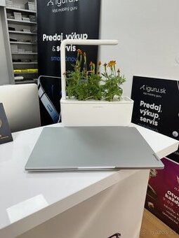IdeaPad Slim 5 16IAH8