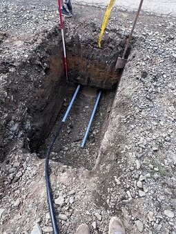 Pretláčanie pod cestu , inžinierske siete