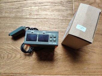 Predám digitál termostat a hygrostat 12VDC STC3028