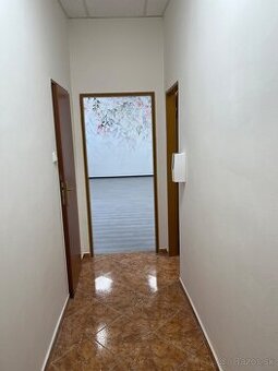 prenajmem priestor moyzesova