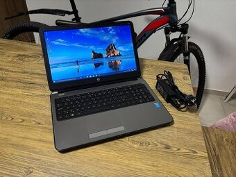 15.6"/HP Notebook/4GB RAM DDR3/256GB SSD//Intel HD grafika - 1