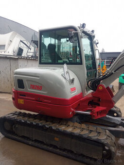 TAKEUCHI TB260 DIESEL + lyžice