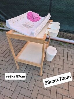 Prebalovací pult Ikea