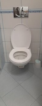 WC systém splachovací Delta kompletný