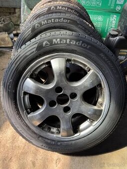 4x108 R16