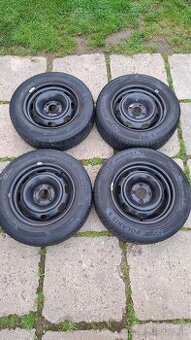 Peugeot 4x108 R15 plechove disky + zimne pneu 195/65