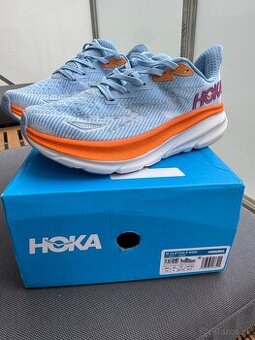 Hoka Clifton 9 - 39 1/3