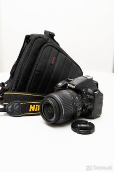 Nikon D3100 + Nikkor 18-55mm f/3.5-5.6