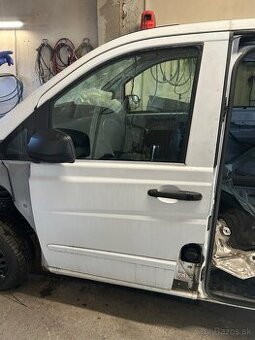 Predam Ľave predné dvere na Mercedes Vito , Viano w639