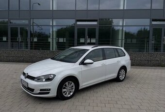 PRENÁJOM - VOLKSWAGEN Golf 1.6 TDi - Auto