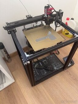 3D tlaciaren Ender 5-pro