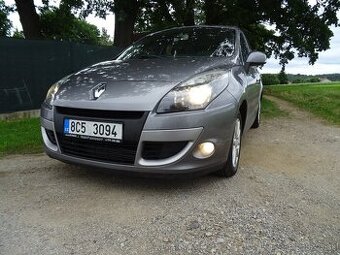Renault Scénic 1,5dCi 81kW spotřeba 5,1L/100km,tažné,2x kola