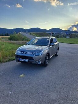 Predam Mitsubishi Outlander