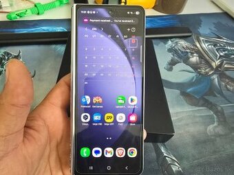 Samsung Galaxy Z Fold 5