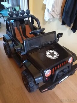 Elektricke autíčko jeep