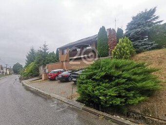 Dražba rodinného domu v obci Koválov - 1