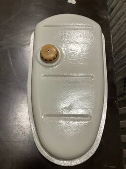 Predam palivovu nadrz na skuter Tatran / Manet