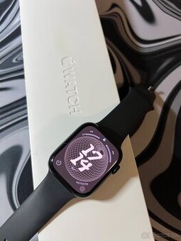 Apple Watch 8 45mm midnight