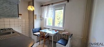 SLOVREAL - Predaj 3 - izbového bytu  Handlová