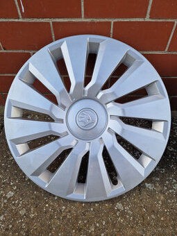 puklice skoda r16 kryty disku škoda R16 Puklice 16