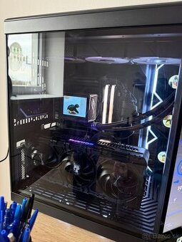 Ryzen 9 9950X3D, RTX 5090