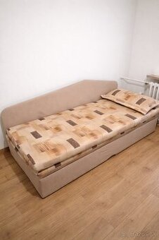 Rozťahovacia posteľ, pohovka