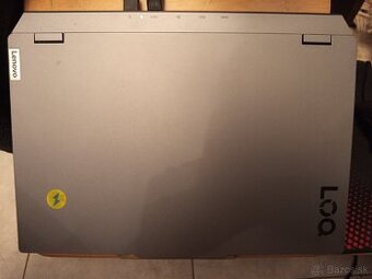 Lenovo LOQ 15IAX9