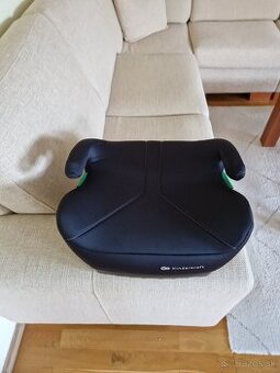 Uplne novy, nepouzity podsedak do auta...