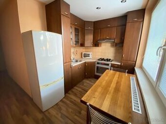 Prenájom 2-izbový byt Sídlisko III - 1