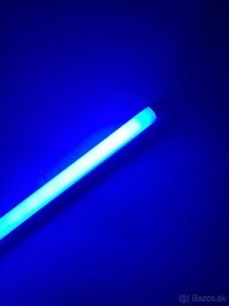 Modrá Neonova trubica