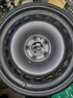 predam na audi plechove disky 5x112 x 16 st. d. 66,6