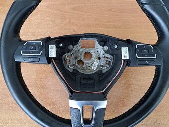 Volant Passat B7