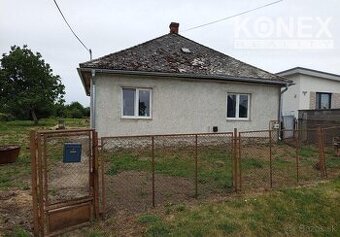 ID-2696 RODINNÝ DOM - štvorec vo Veľkých Kapušanoch - Veškov