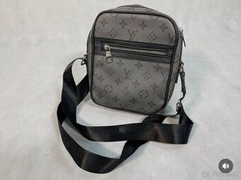 Louis Vuitton Waist Bag LV