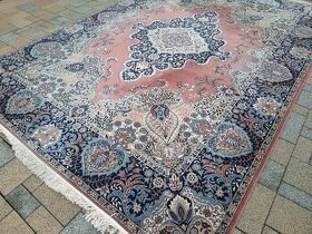 Perzský koberec 2 ks rozmerov 250 × 350 cm predám