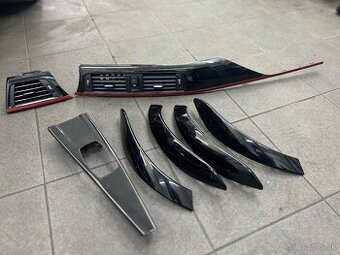 Originál dekor pre BMW F30 “pianoblack”