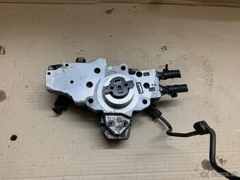 Vstrekovacie čerpadlo Mercedes W211 E270CDI 0986437306