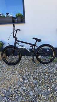 Bicykel BMX - Kink Curb 20" BMX