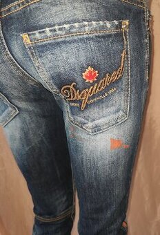 krásne džínsy Dsquared2 38