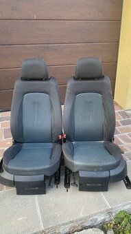 SEAT predne sedacky
