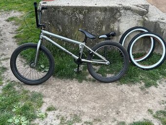 Frystile BMX
