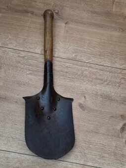 Polna lopatka