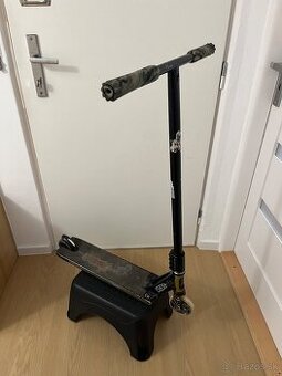 Custom freestyle kolobežka