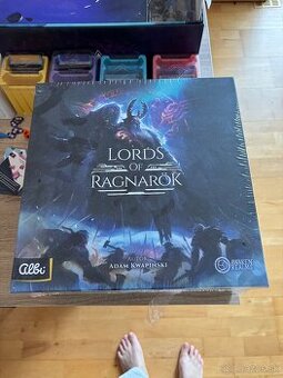 Stolova hra Lords of Ragnarok