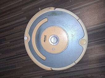 iRobot Roomba 520 na náhradené diely